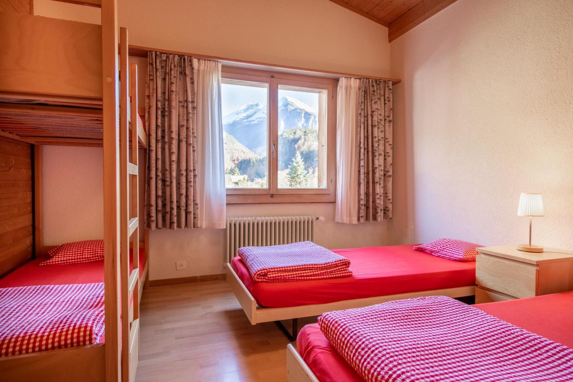 Simons Herberge Meiringen Bagian luar foto